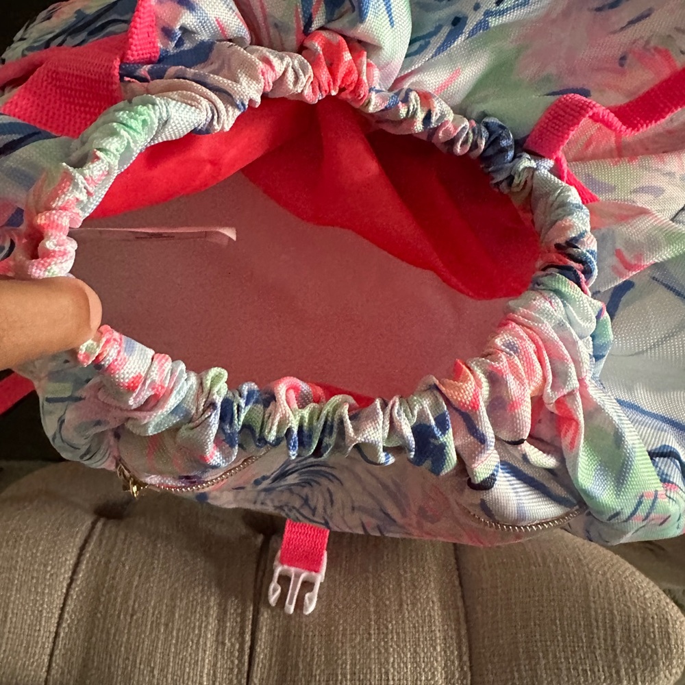 NWOT Lilly Pulitzer Cooler Backpack - Picture 6 of 8